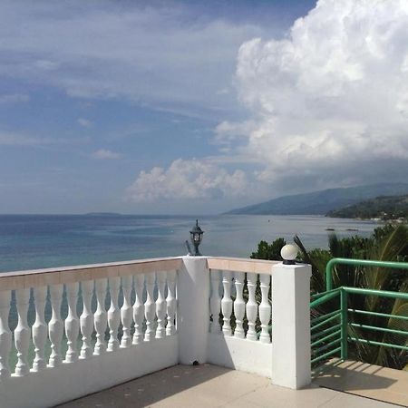 Cronin Residence Resort Oslob Eksteriør billede