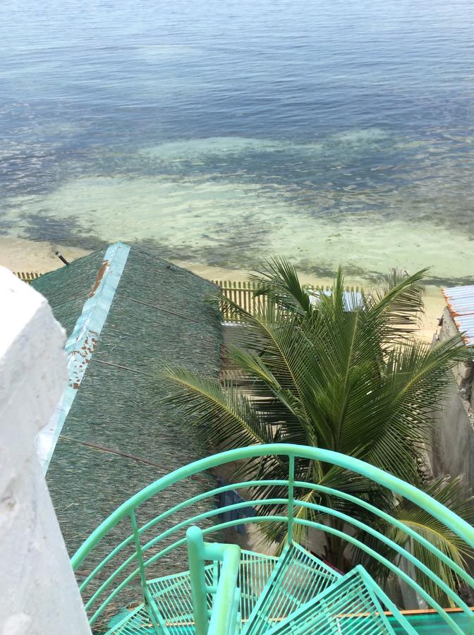 Cronin Residence Resort Oslob Eksteriør billede