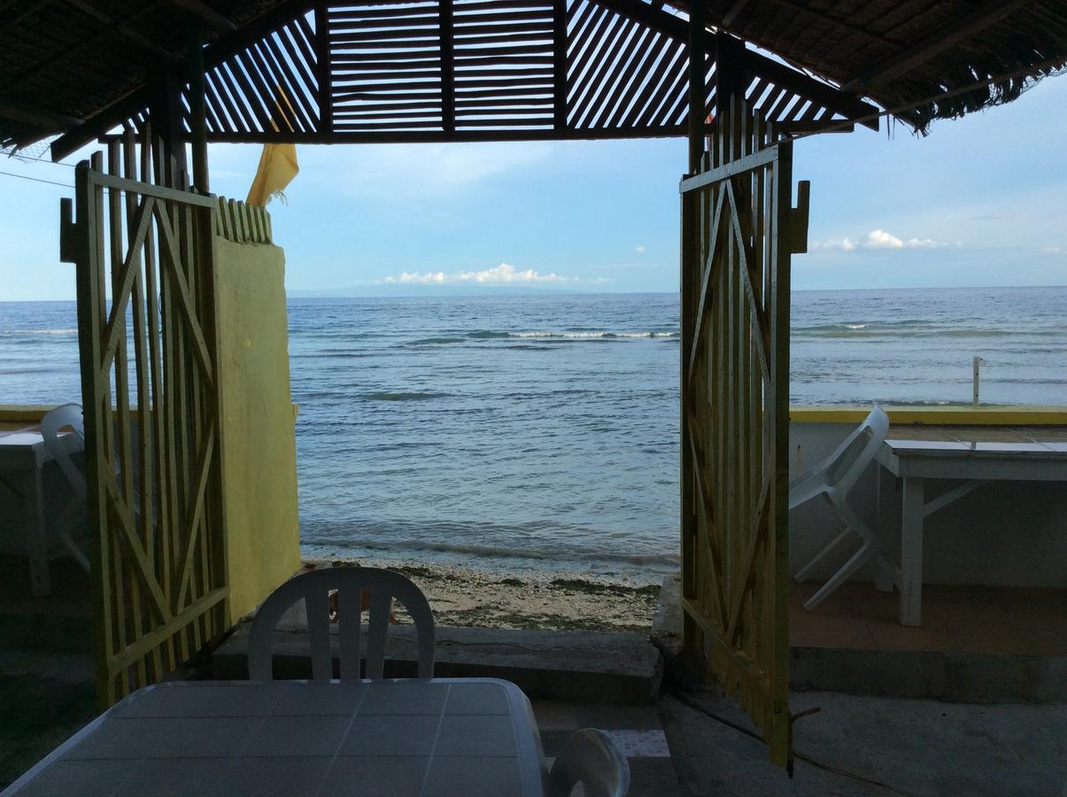 Cronin Residence Resort Oslob Eksteriør billede