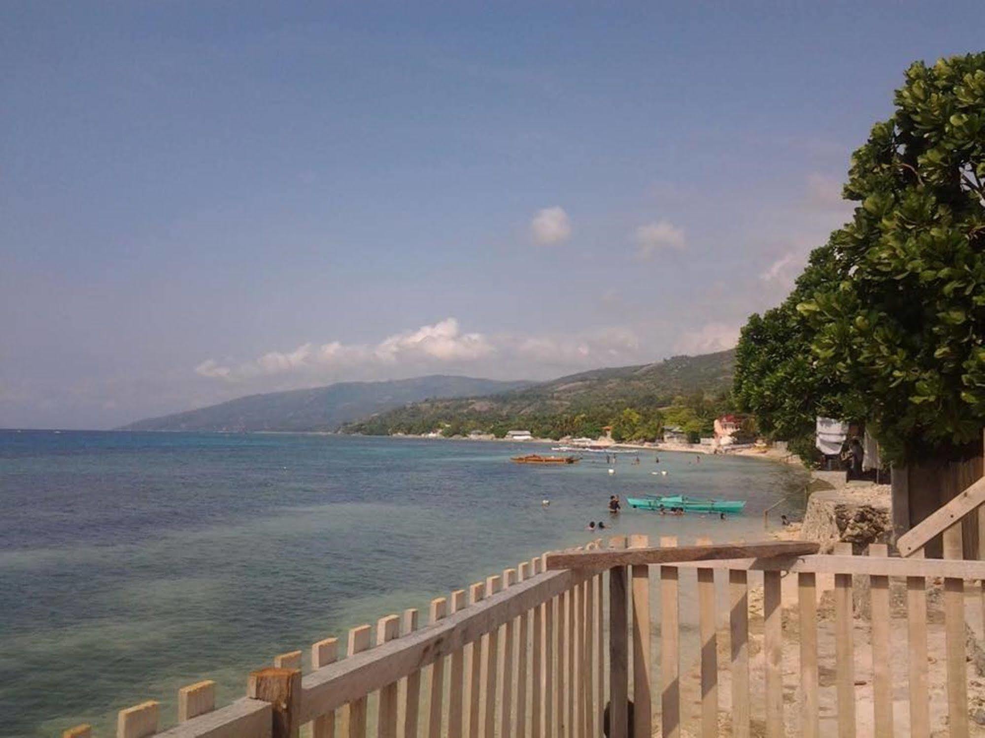 Cronin Residence Resort Oslob Eksteriør billede