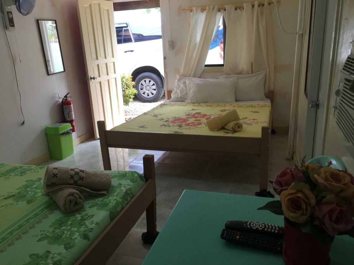 Cronin Residence Resort Oslob Eksteriør billede