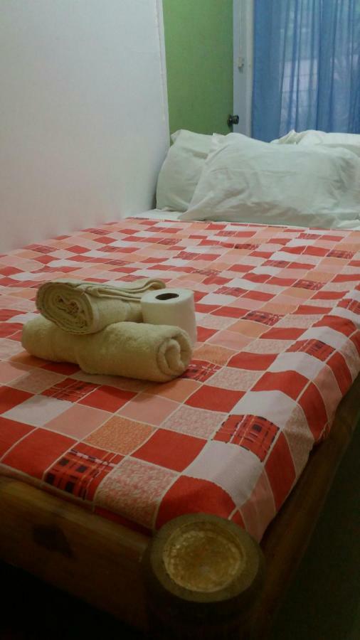 Cronin Residence Resort Oslob Eksteriør billede